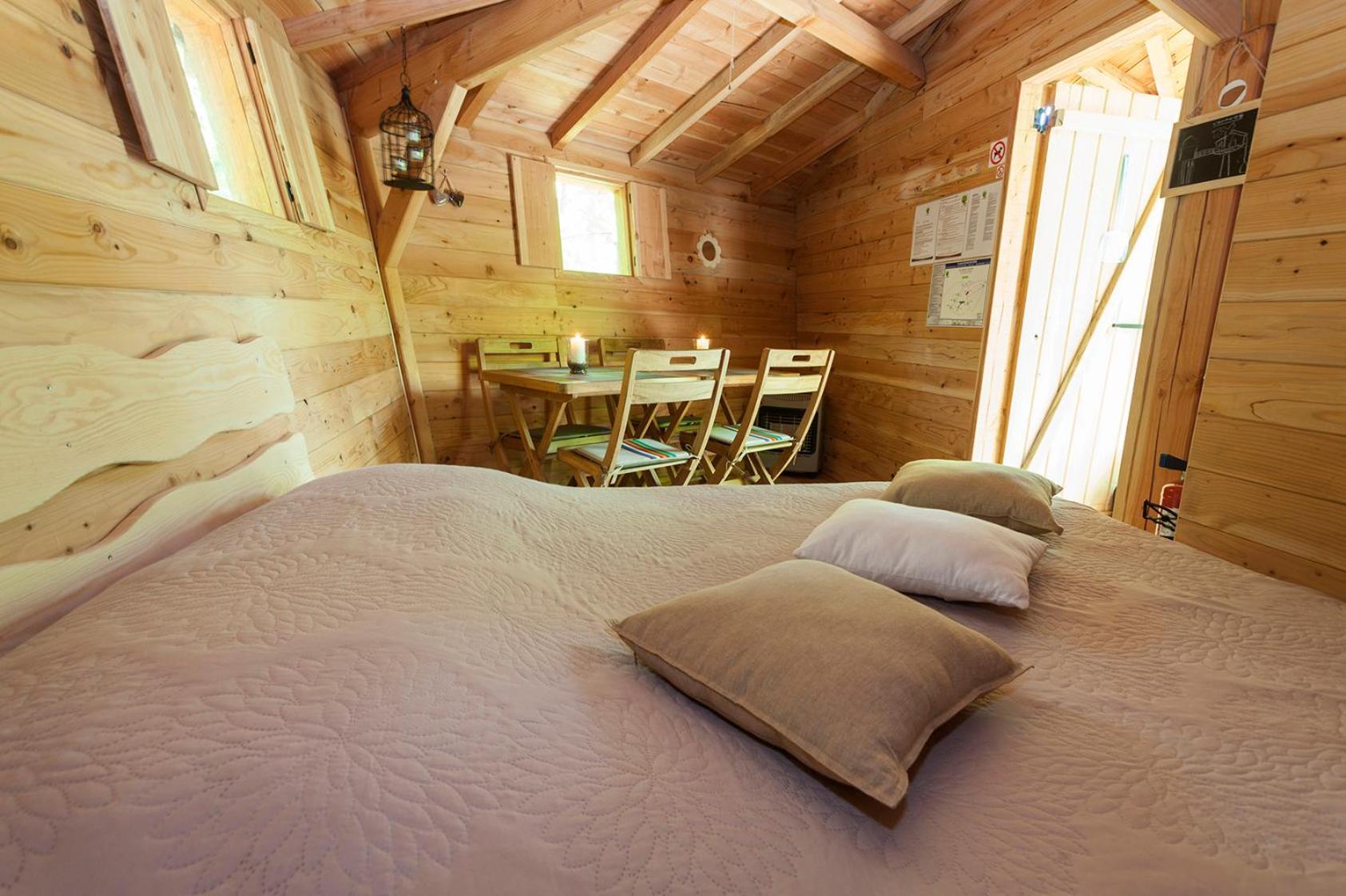 Les Cabanes De Fontfroide Saint-Antoine  ภายนอก รูปภาพ